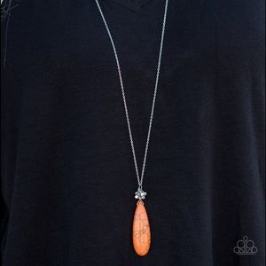 Orange Teardrop Stone on Thin Silver Chain NWT - Necklace + Earring Set